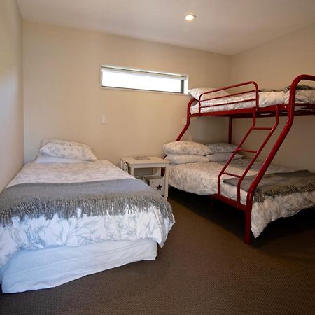 Kotare Point Paradise - Akaroa Holiday Home Экстерьер фото
