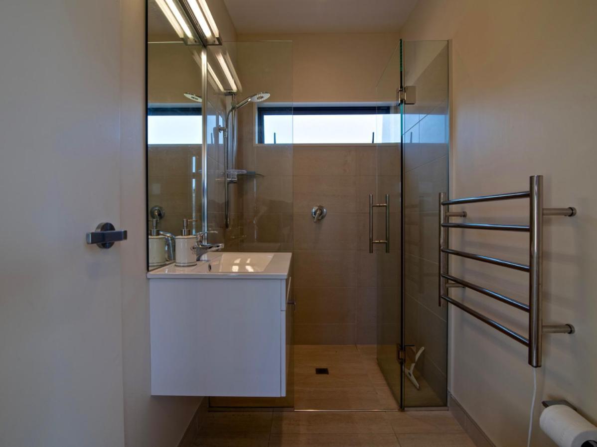 Kotare Point Paradise - Akaroa Holiday Home Экстерьер фото